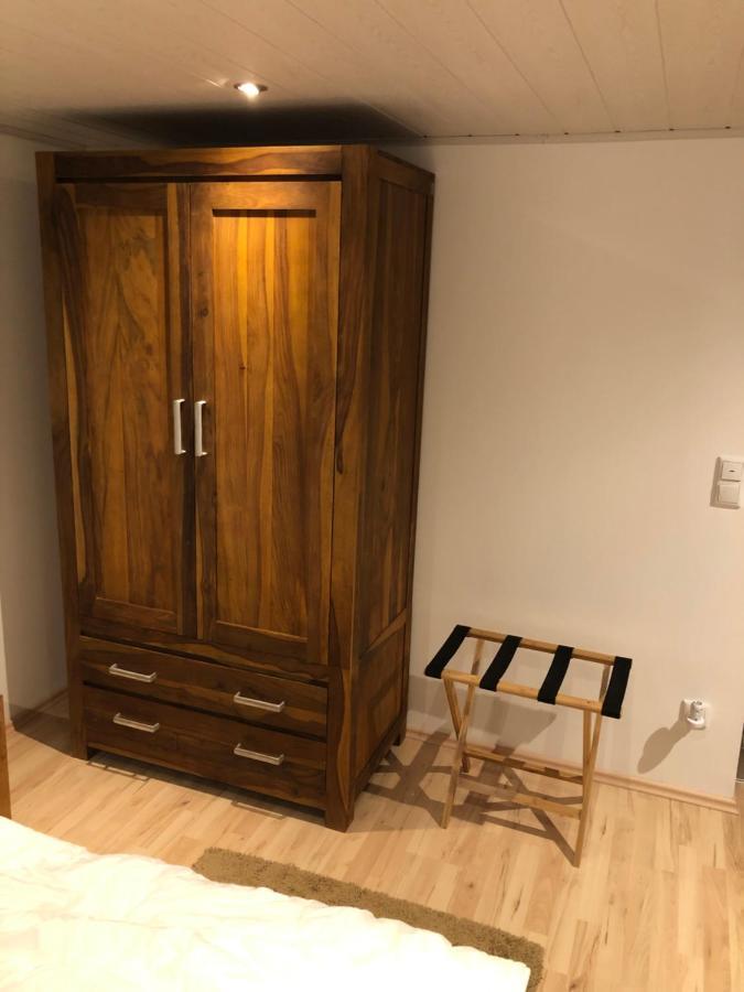 Loft Mit 2 Schlafzimmern Und E- Ladestation Leilighet Fürth Eksteriør bilde